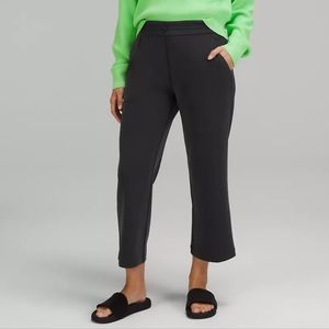 Lululemon Softstreme High-Rise Straight-Leg Cropped Pant in black